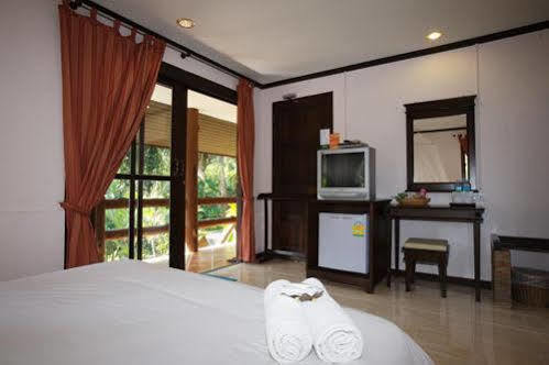 Pathu Resort Ранонг Экстерьер фото